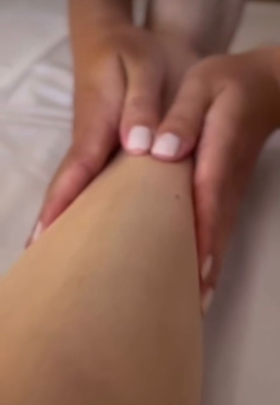 Detalhe de atendimento de massoterapia